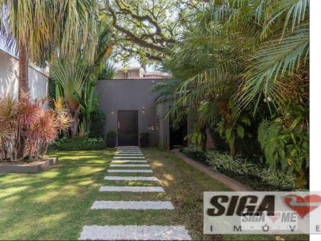 Casa / Sobrado para Venda em São Paulo/SP Pacaembu 5 Quartos