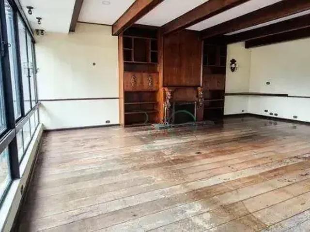 Casa / Sobrado para Venda em São Paulo/SP Pacaembu 6 Quartos