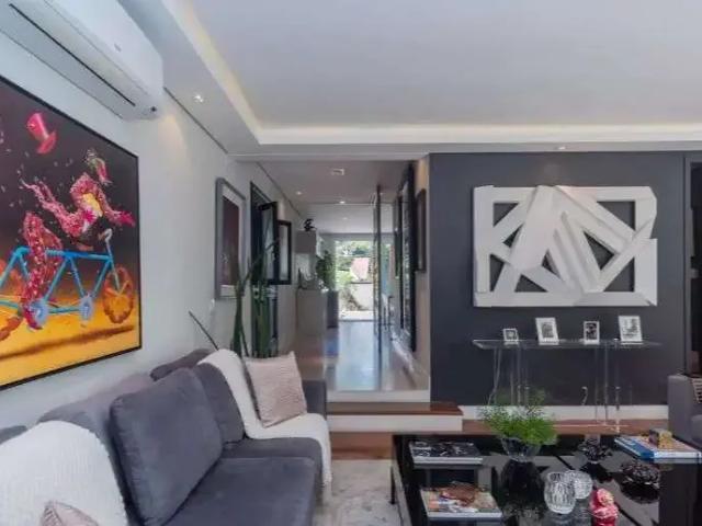 Casa / Sobrado para Venda em São Paulo/SP Pacaembu 8 Quartos