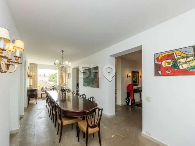 Casa / Sobrado para Venda em São Paulo/SP Pacaembu 3 Quartos
