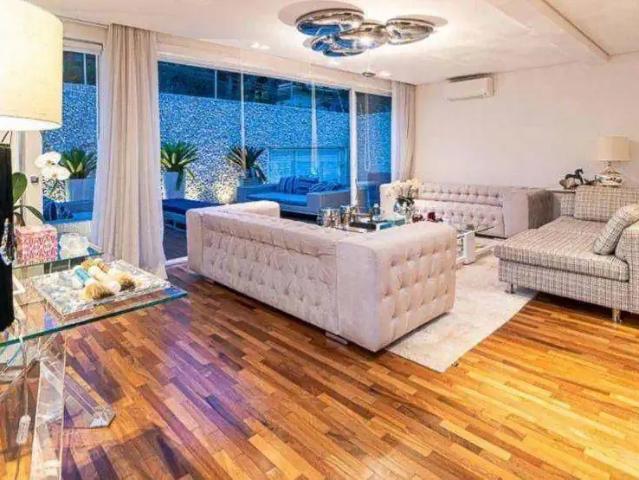 Casa / Sobrado para Venda em São Paulo/SP Pacaembu 3 Quartos