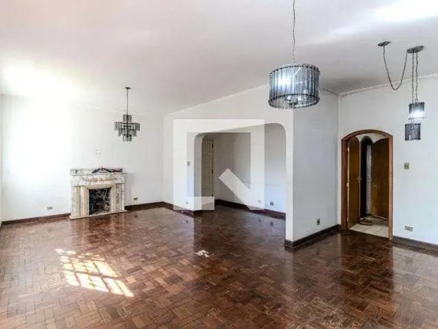 Casa / Sobrado para Venda em São Paulo/SP Pacaembu 3 Quartos