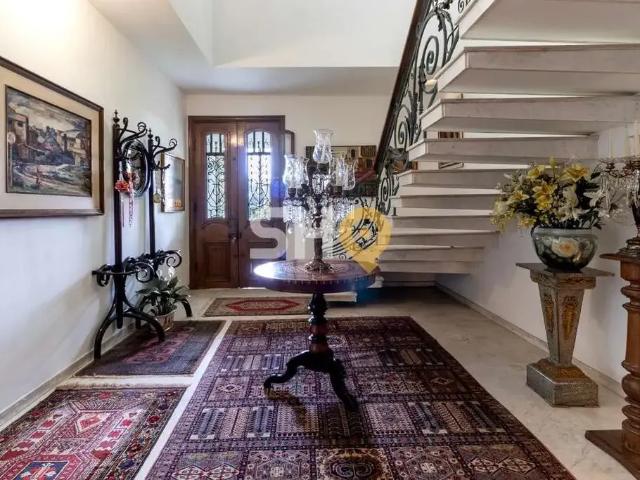 Casa / Sobrado para Venda em São Paulo/SP Pacaembu 3 Quartos