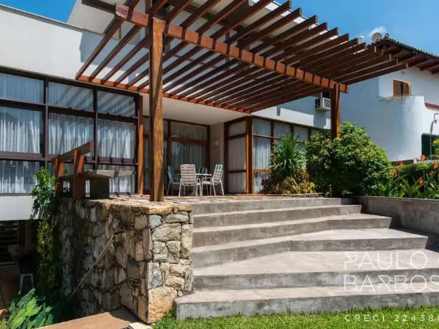 Casa / Sobrado para Venda em São Paulo/SP Pacaembu 3 Quartos