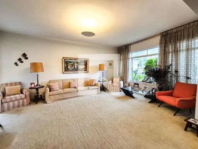 Casa / Sobrado para Venda em São Paulo/SP Pacaembu 3 Quartos