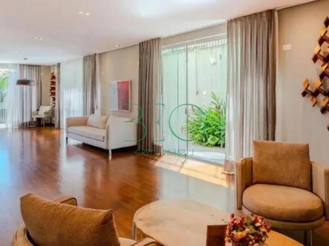 Casa / Sobrado para Venda em São Paulo/SP Pacaembu 3 Quartos