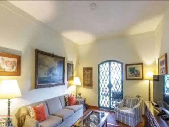 Casa / Sobrado para Venda em São Paulo/SP Pacaembu 3 Quartos