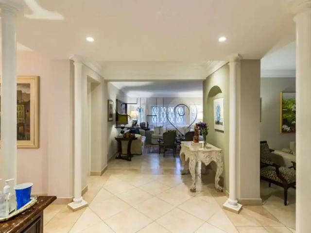 Casa / Sobrado para Venda em São Paulo/SP Pacaembu 3 Quartos