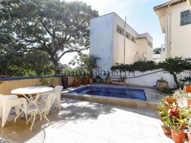 Casa / Sobrado para Venda em São Paulo/SP Pacaembu 3 Quartos