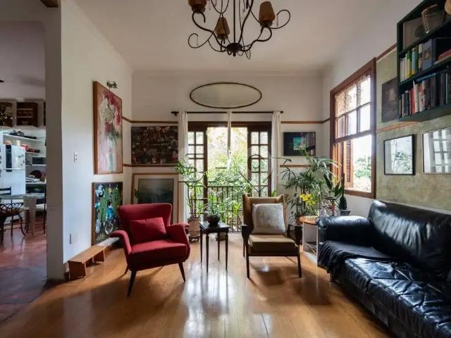 Casa / Sobrado para Venda em São Paulo/SP Pacaembu 3 Quartos