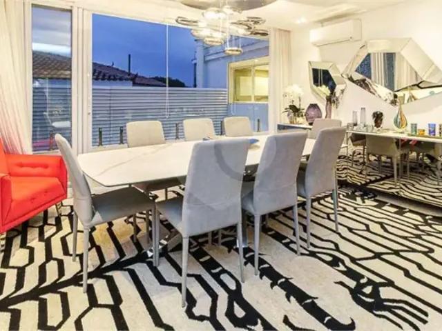 Casa / Sobrado para Venda em São Paulo/SP Pacaembu 3 Quartos