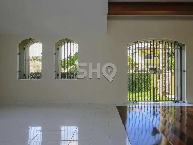 Casa / Sobrado para Venda em São Paulo/SP Pacaembu 3 Quartos