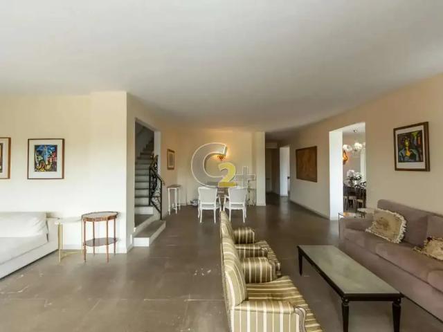 Casa / Sobrado para Venda em São Paulo/SP Pacaembu 3 Quartos