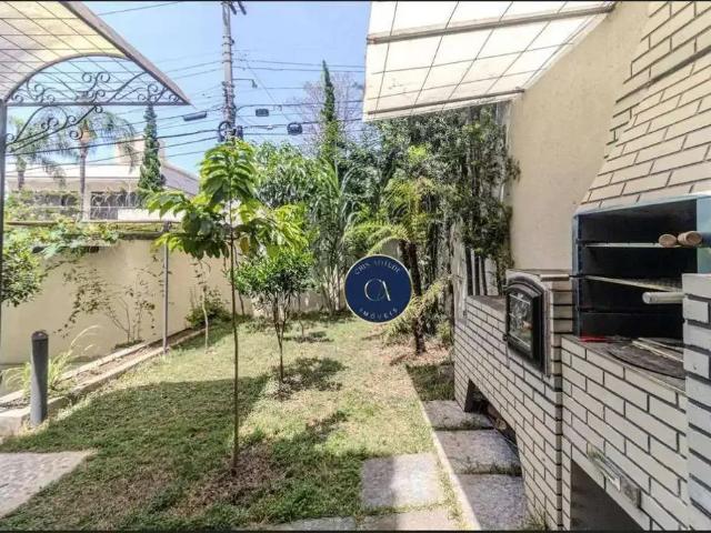 Casa / Sobrado para Venda em São Paulo/SP Pacaembu 3 Quartos