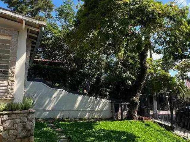 Casa / Sobrado para Venda em São Paulo/SP Pacaembu 3 Quartos
