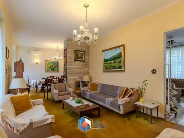 Casa / Sobrado para Venda em São Paulo/SP Pacaembu 3 Quartos