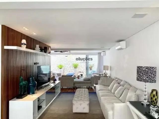 Casa / Sobrado para Venda em São Paulo/SP Pacaembu 3 Quartos
