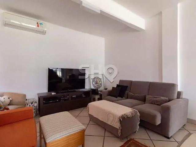 Casa / Sobrado para Venda em São Paulo/SP Pacaembu 3 Quartos