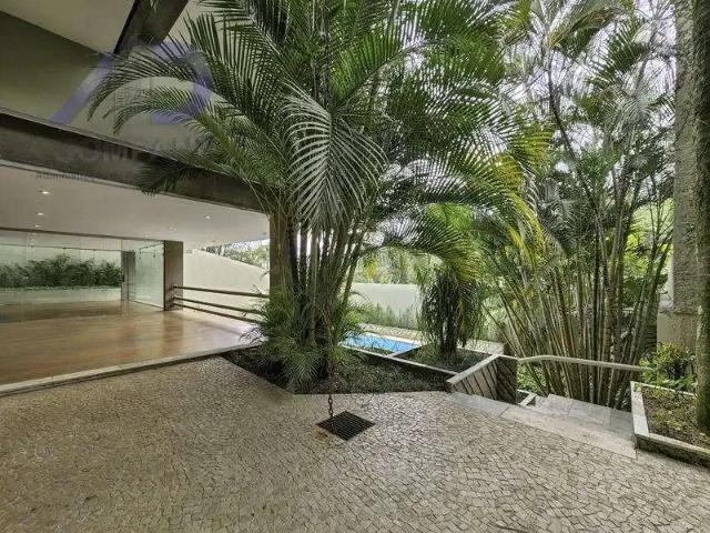 Casa / Sobrado para Venda em São Paulo/SP Paineiras do Morumbi 5 Quartos