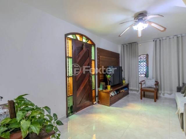 Casa / Sobrado para Venda em São Paulo/SP Parque das Árvores 3 Quartos
