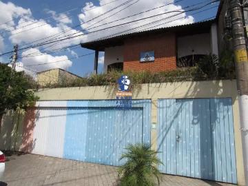 Casa à venda em Rua Santa Izabel - Garagem