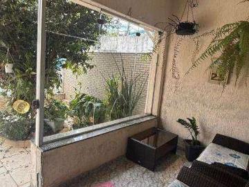 Casa / Sobrado para Venda em São Paulo/SP Parque Fongaro 6 Quartos