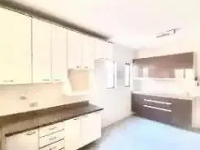 Casa / Sobrado para Venda em São Paulo/SP Parque Maria Domitila 4 Quartos
