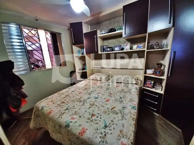 Casa / Sobrado para Venda em São Paulo/SP Parque Novo Mundo 2 Quartos