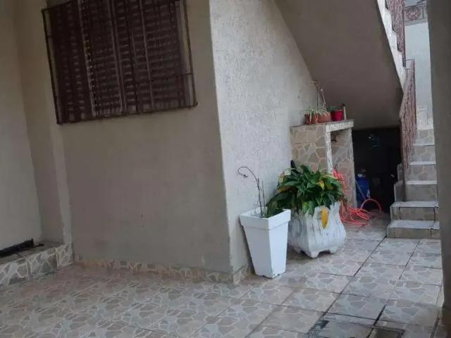 Casa / Sobrado para Venda em São Paulo/SP Parque Sevilha 6 Quartos