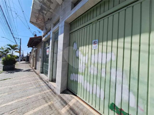Casa / Sobrado para Venda em São Paulo/SP Penha 8 Quartos