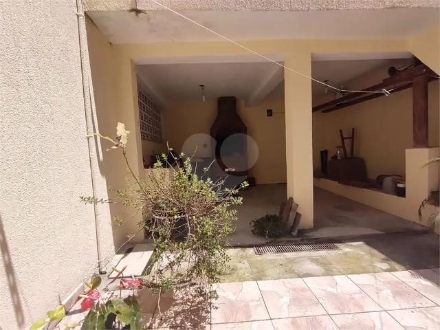 Casa / Sobrado para Venda em São Paulo/SP Pedreira 4 Quartos