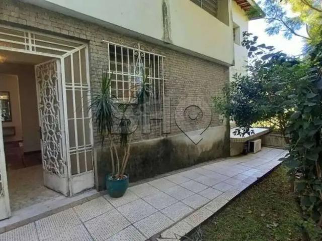 Casa / Sobrado para Venda em São Paulo/SP Perdizes 4 Quartos