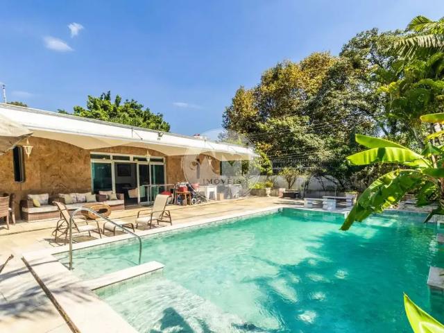 Casa / Sobrado para Venda em São Paulo/SP Pinheiros 5 Quartos