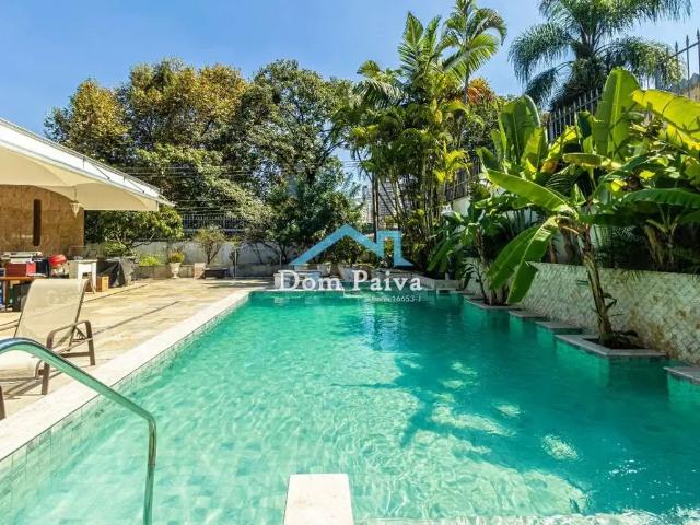 Casa / Sobrado para Venda em São Paulo/SP Pinheiros 5 Quartos