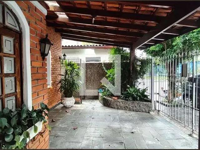 Casa / Sobrado para Venda em São Paulo/SP Piqueri 6 Quartos