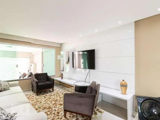 Casa / Sobrado para Venda em São Paulo/SP Ponte Rasa 4 Quartos