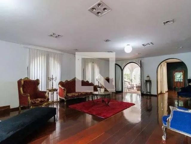 Casa / Sobrado para Venda em São Paulo/SP Real Parque 4 Quartos