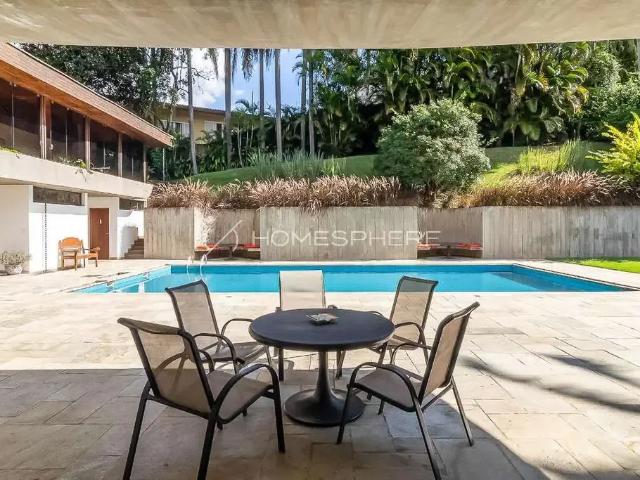 Casa / Sobrado para Venda em São Paulo/SP Real Parque 4 Quartos