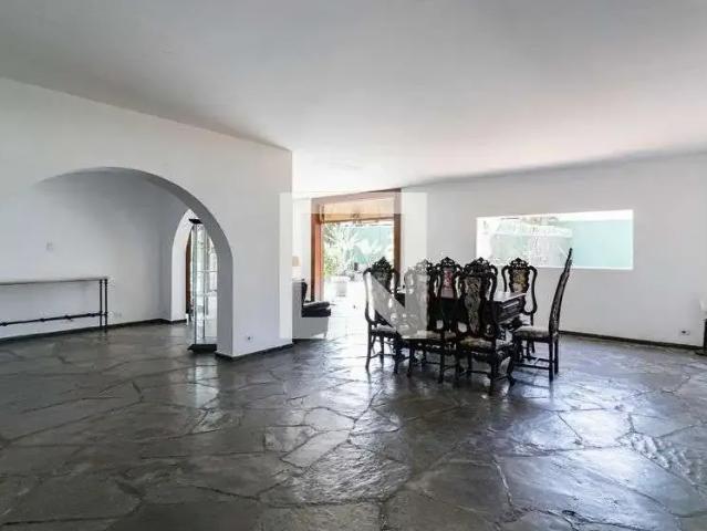 Casa / Sobrado para Venda em São Paulo/SP Real Parque 5 Quartos