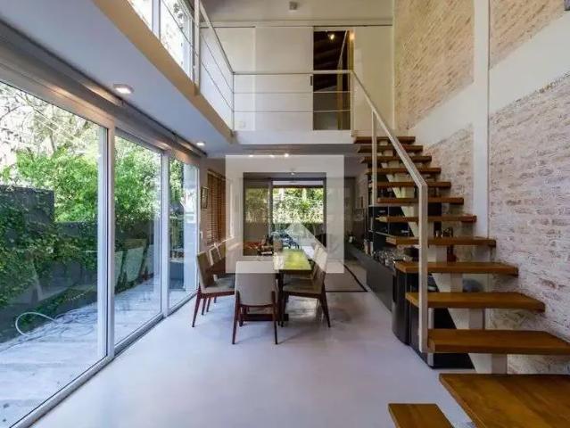 Casa / Sobrado para Venda em São Paulo/SP Real Parque 3 Quartos