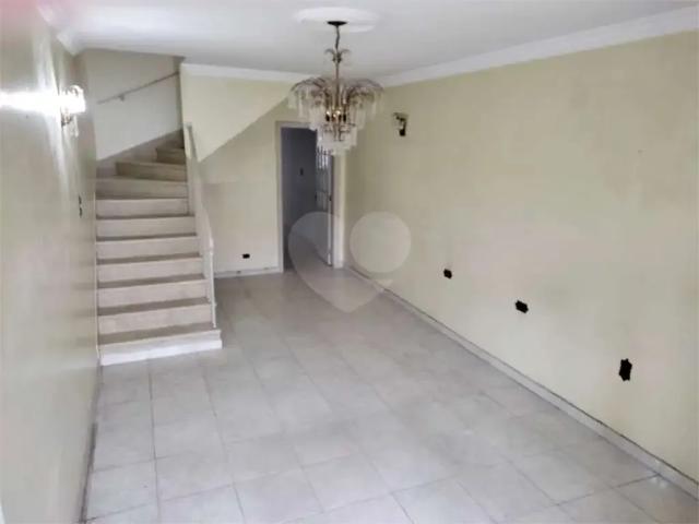 Casa / Sobrado para Venda em São Paulo/SP Santana 2 Quartos