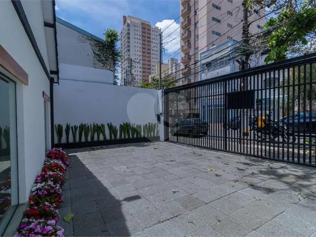 Casa / Sobrado para Venda em São Paulo/SP Santo Amaro 3 Quartos