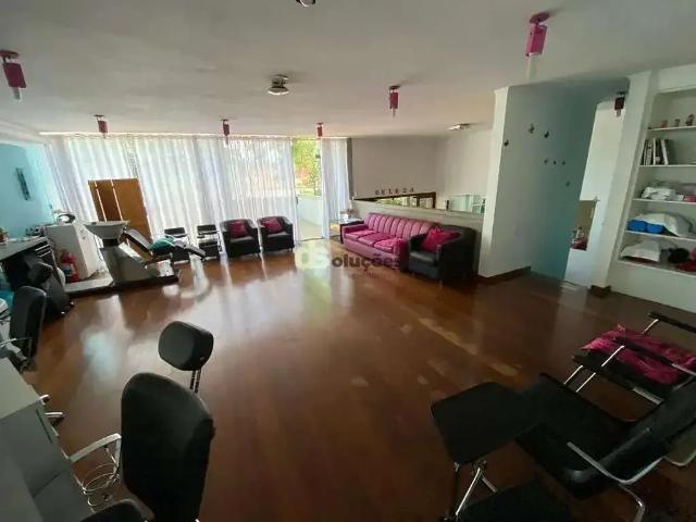 Casa / Sobrado para Venda em São Paulo/SP Sumarezinho 5 Quartos
