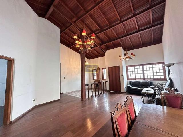 Casa / Sobrado para Venda em São Paulo/SP Sumarezinho 5 Quartos