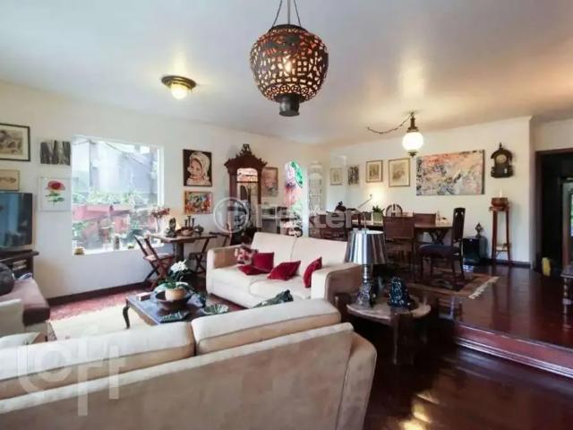 Casa / Sobrado para Venda em São Paulo/SP Sumarezinho 5 Quartos