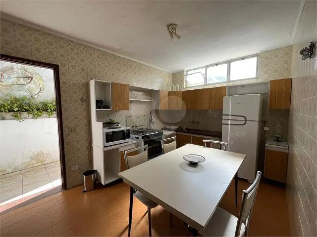 Casa / Sobrado para Venda em São Paulo/SP Sumarezinho 3 Quartos