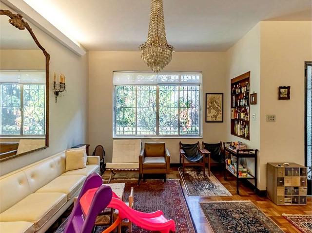 Casa / Sobrado para Venda em São Paulo/SP Sumaré 3 Quartos