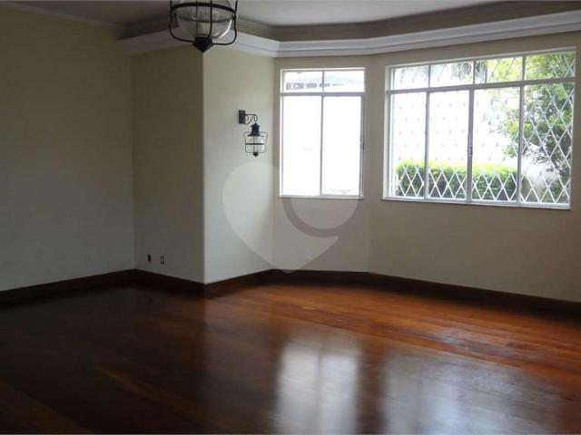 Casa / Sobrado para Venda em São Paulo/SP Sumaré 3 Quartos