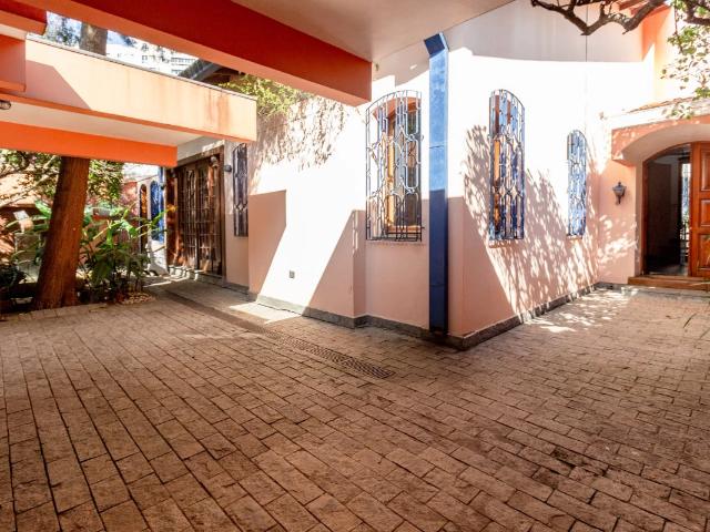 Casa / Sobrado para Venda em São Paulo/SP Sumaré 3 Quartos