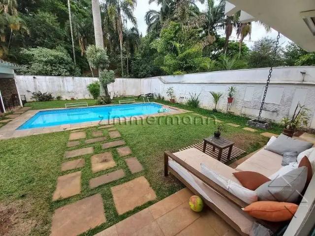 Casa / Sobrado para Venda em São Paulo/SP Sumaré 4 Quartos